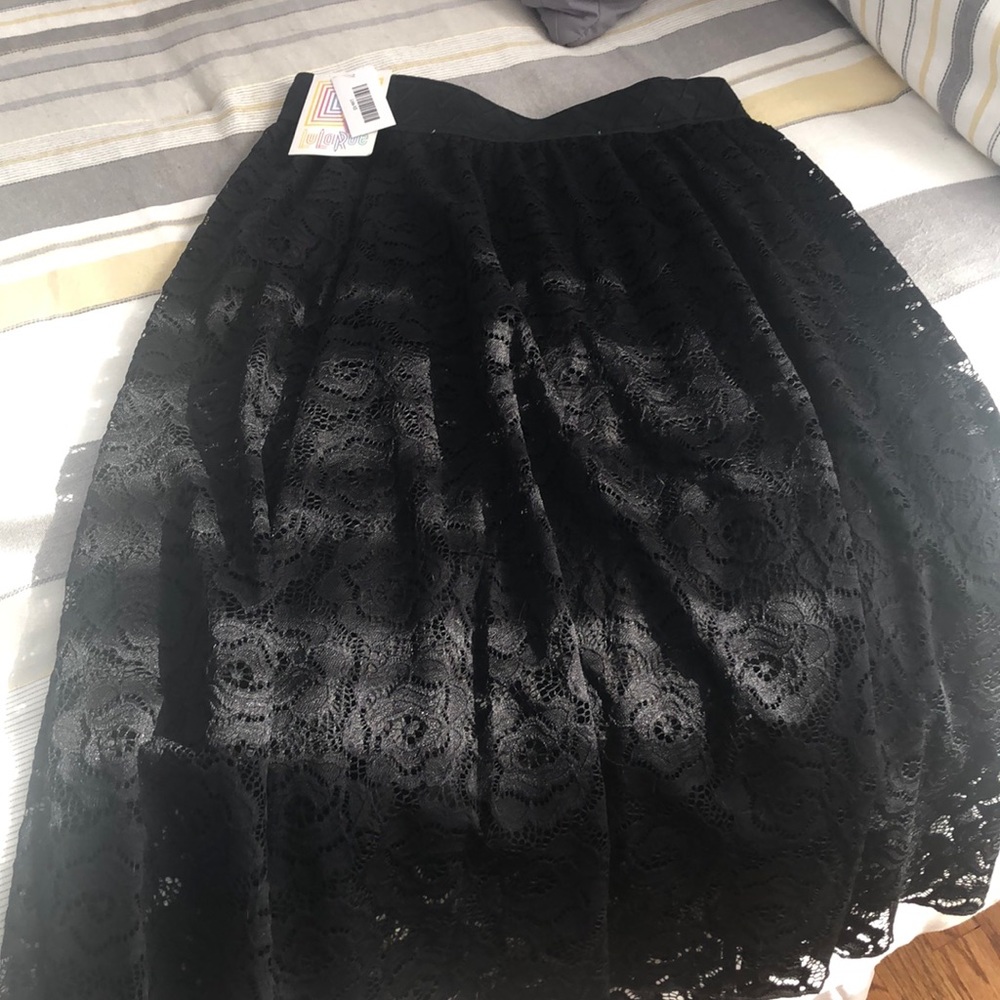 LuLaRoe Lola